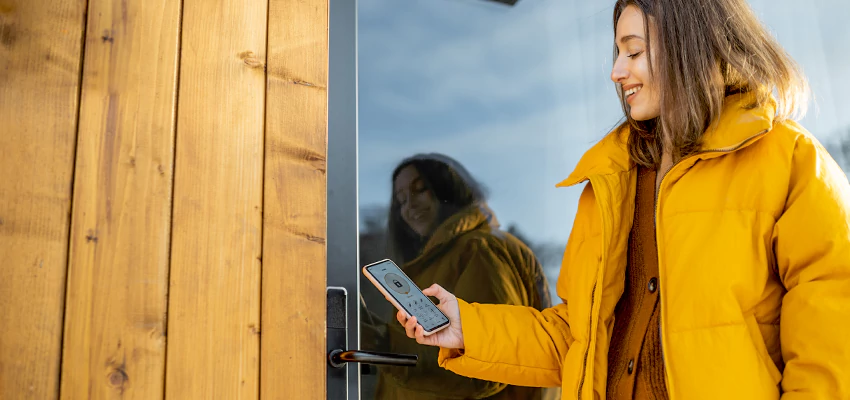 Fingerprint Smart Locks Installation Services in Solana Beach, California