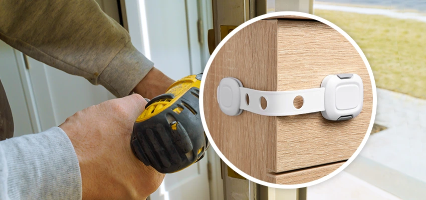 Childproof Sliding Door Locks in Solana Beach, CA