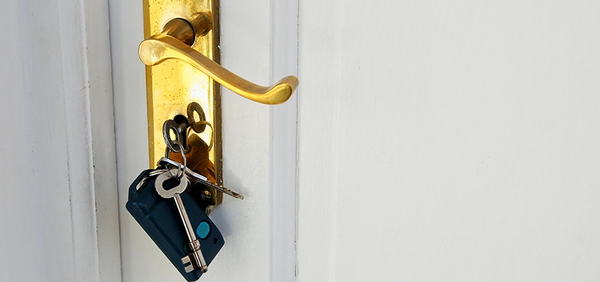 Broken Door Key Extraction in Solana Beach, CA